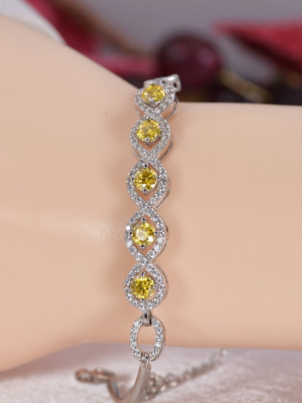 2.5 ctChampagne Moissanite Bangle Bracelet 925 Sterling NWT 7"